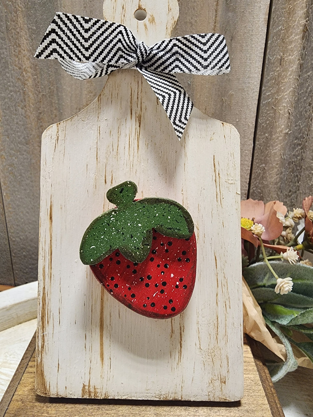 Strawberry Magnet